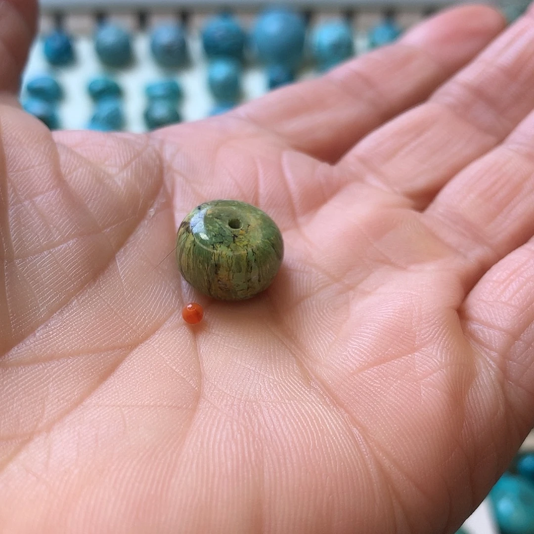 南红玛瑙未镶嵌珠宝奇石