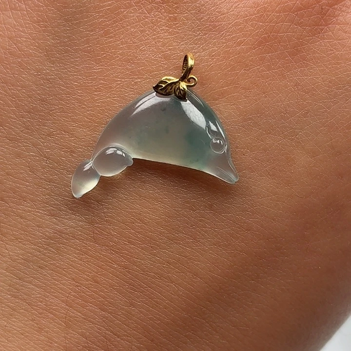 翡翠未镶嵌颈饰纯天然