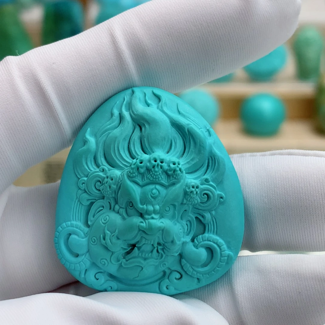 绿松石未镶嵌挂件