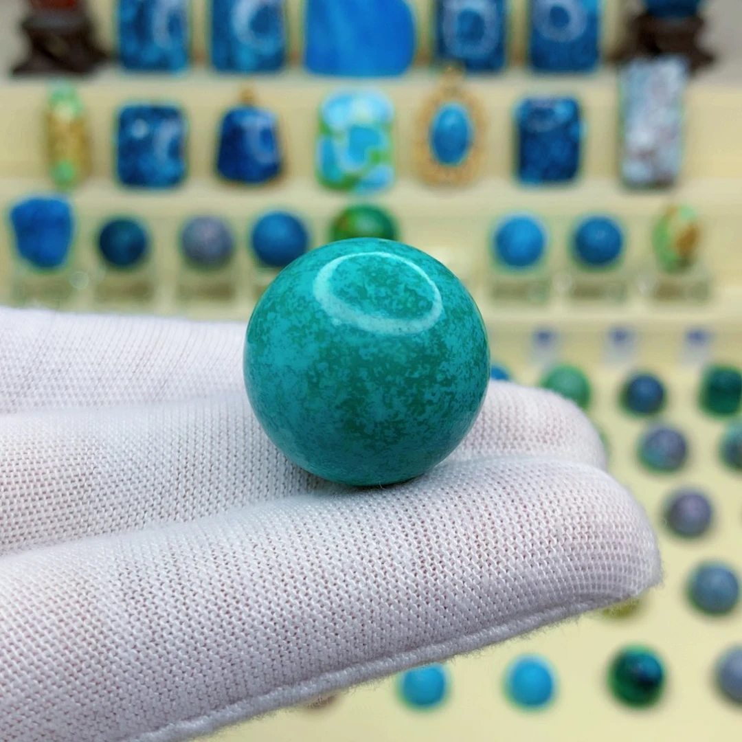 绿松石绿松石未镶嵌