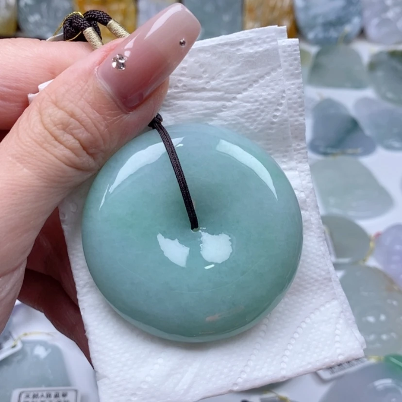 【闪购商品】颈饰未镶嵌翡翠标**?