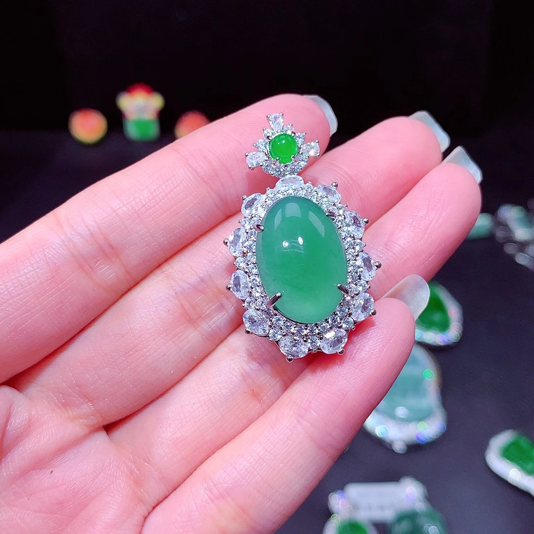 【闪购商品】翡翠吊坠(不含链)未镶嵌
