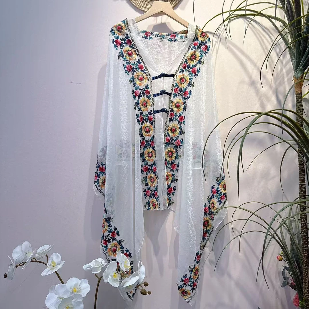 民族风国风手工盘扣重工刺绣日常休闲百搭宽松防晒外披披肩