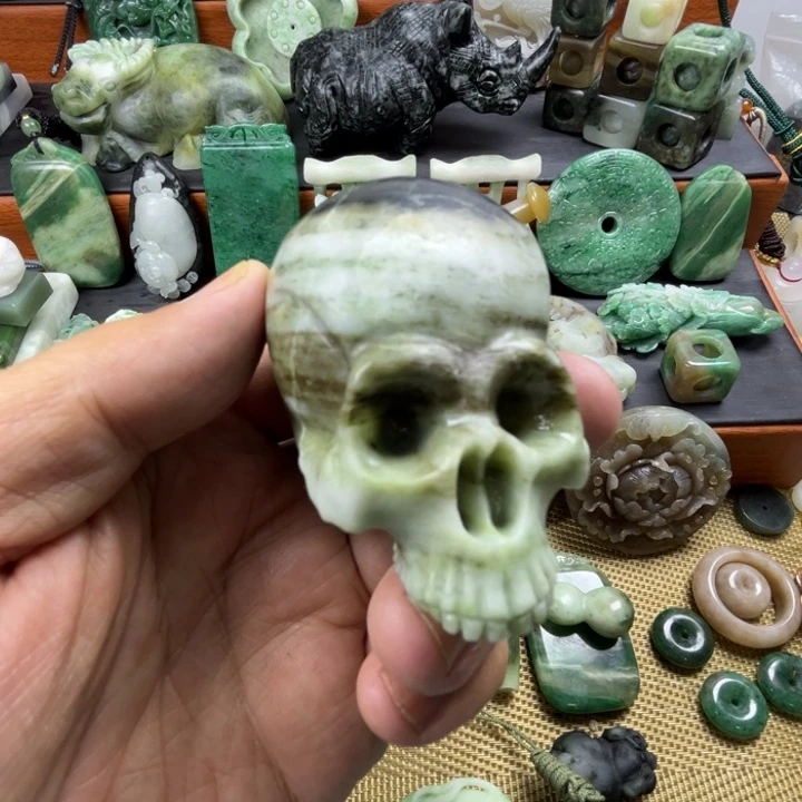 独山玉未镶嵌珠宝半成品