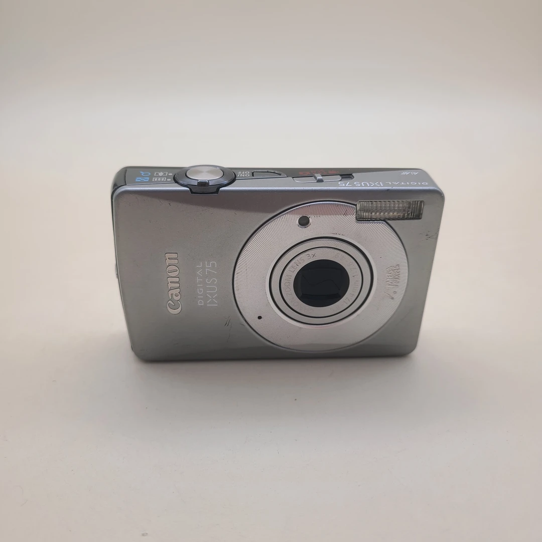 9新 Canon/佳能 ixus75 数码相机便携式 CCD 自备读卡器