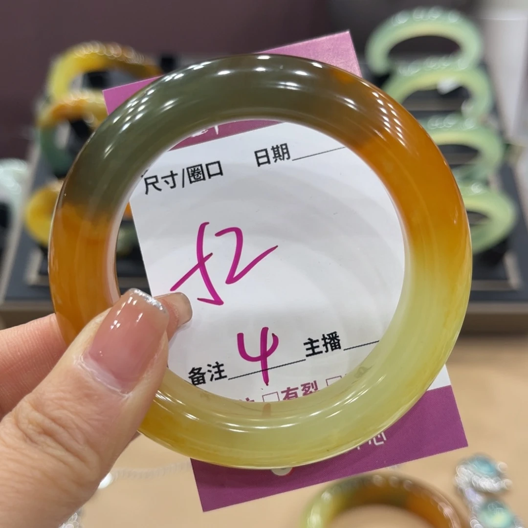 伴***海蛇纹石玉未镶嵌手镯