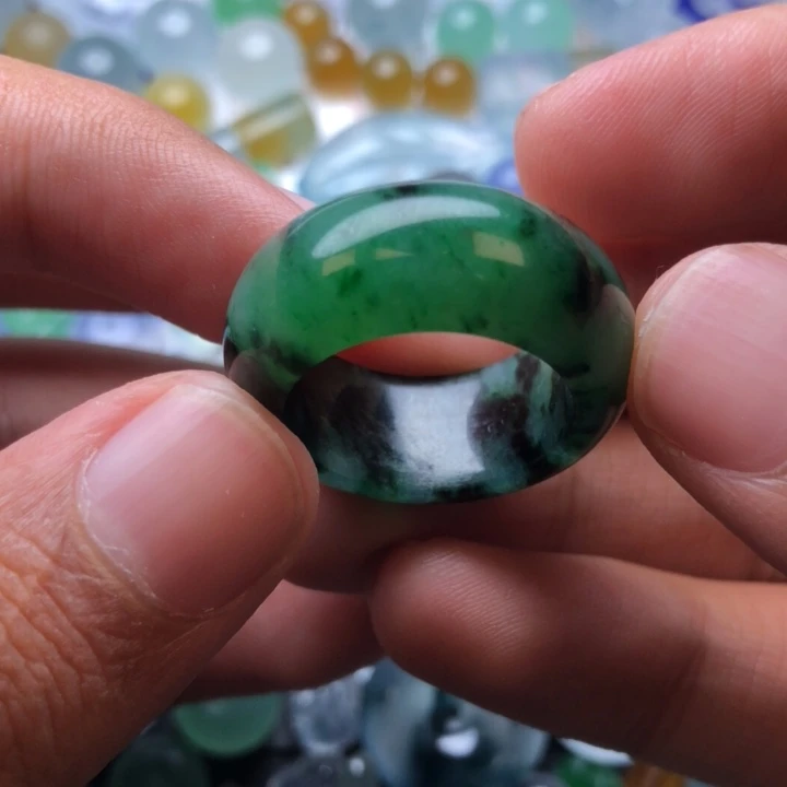 未镶嵌定制翡翠挂件