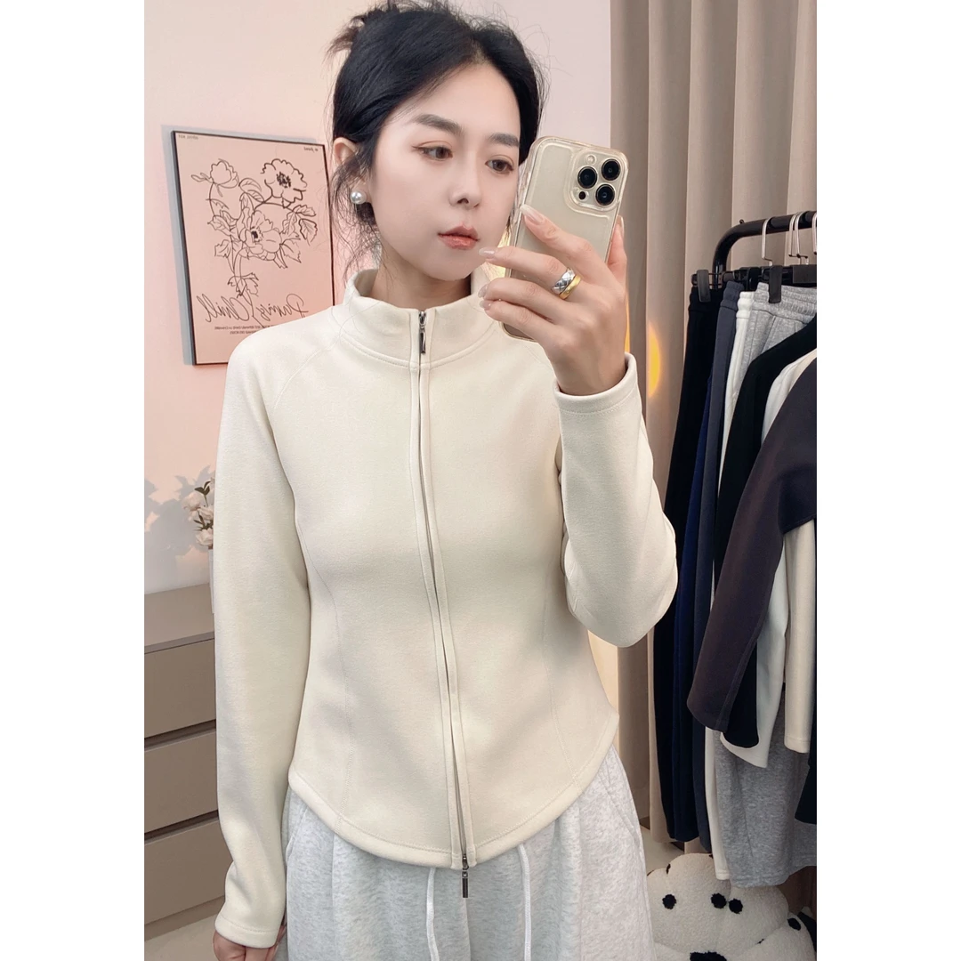 秋冬小蛮腰修身连帽立领款保暖短外套女长袖户外时尚加厚秋冬
