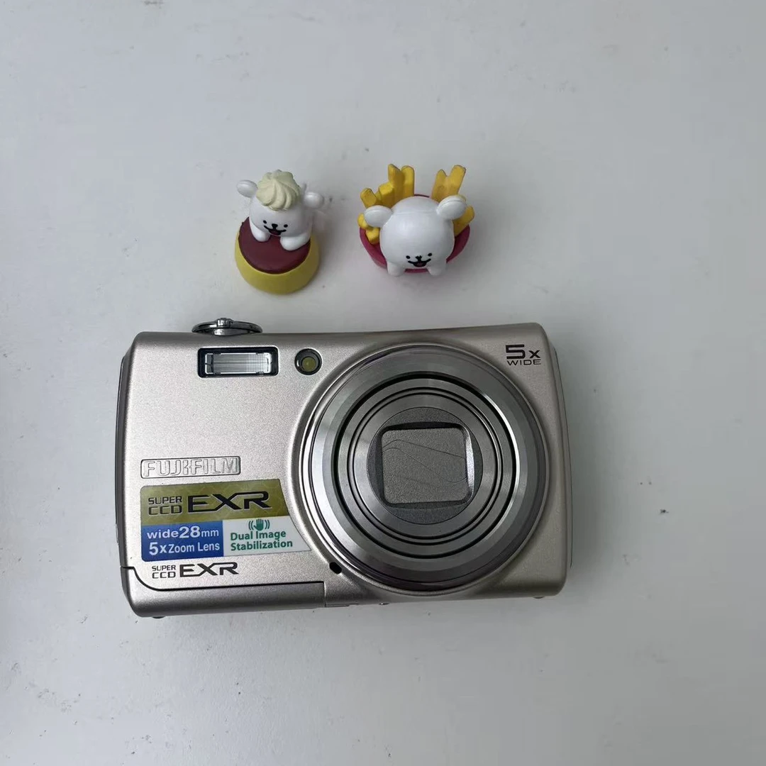 99新 Fujifilm/富士 f200exr 胶片感ccd相机1200万像素5倍变焦