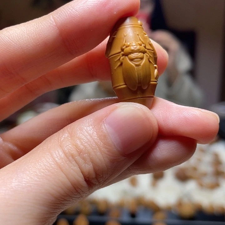 吊坠橄榄核橄一鸣惊人