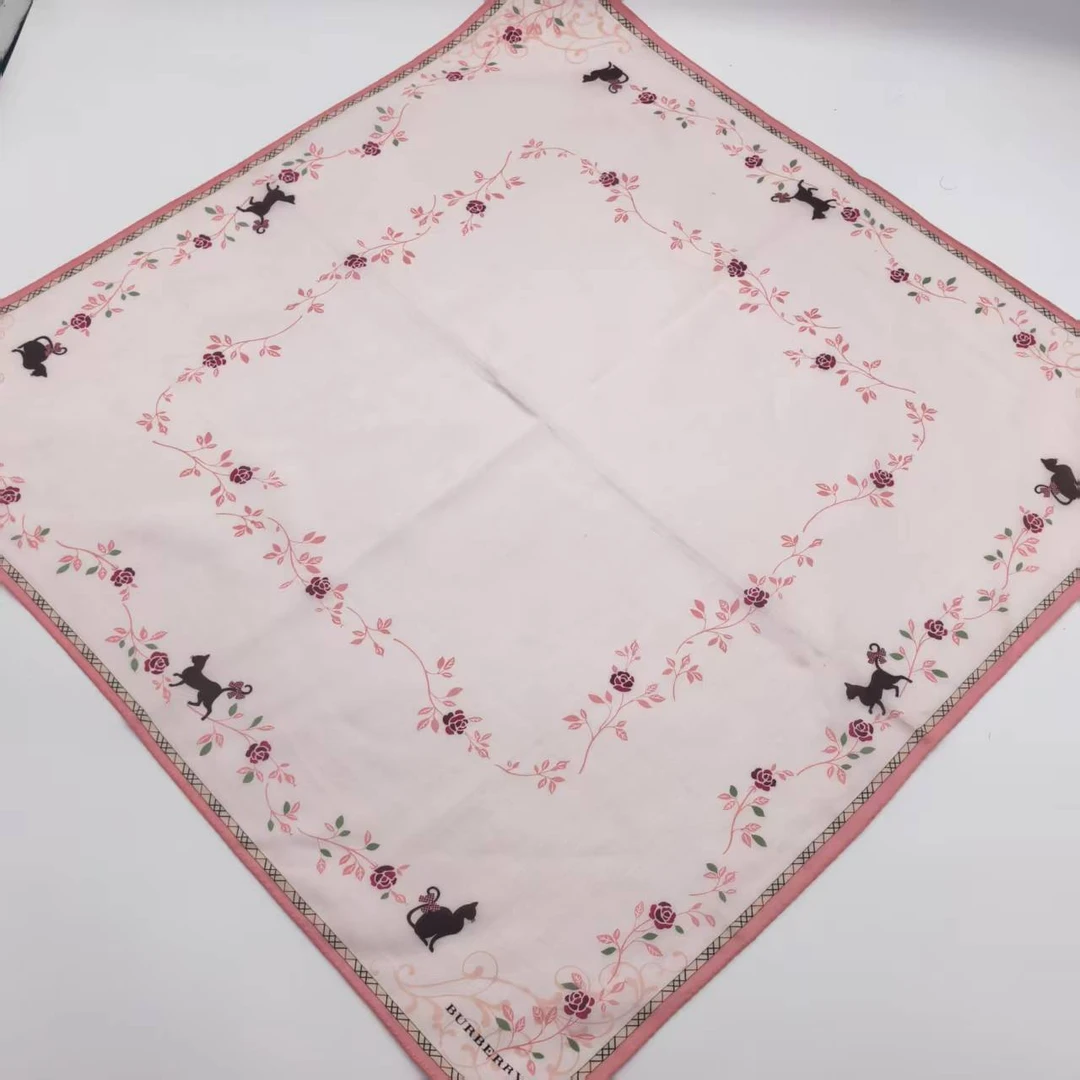 95新 BURBERRY/博柏利  海囤/巴宝莉/丝巾/yy13850