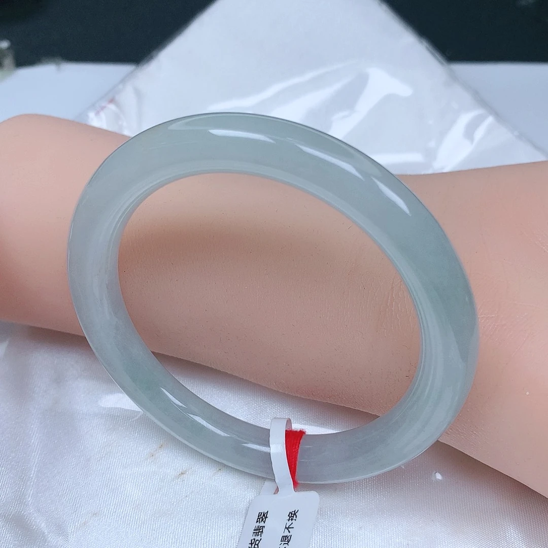 【闪购商品】翡翠手镯未镶嵌，56