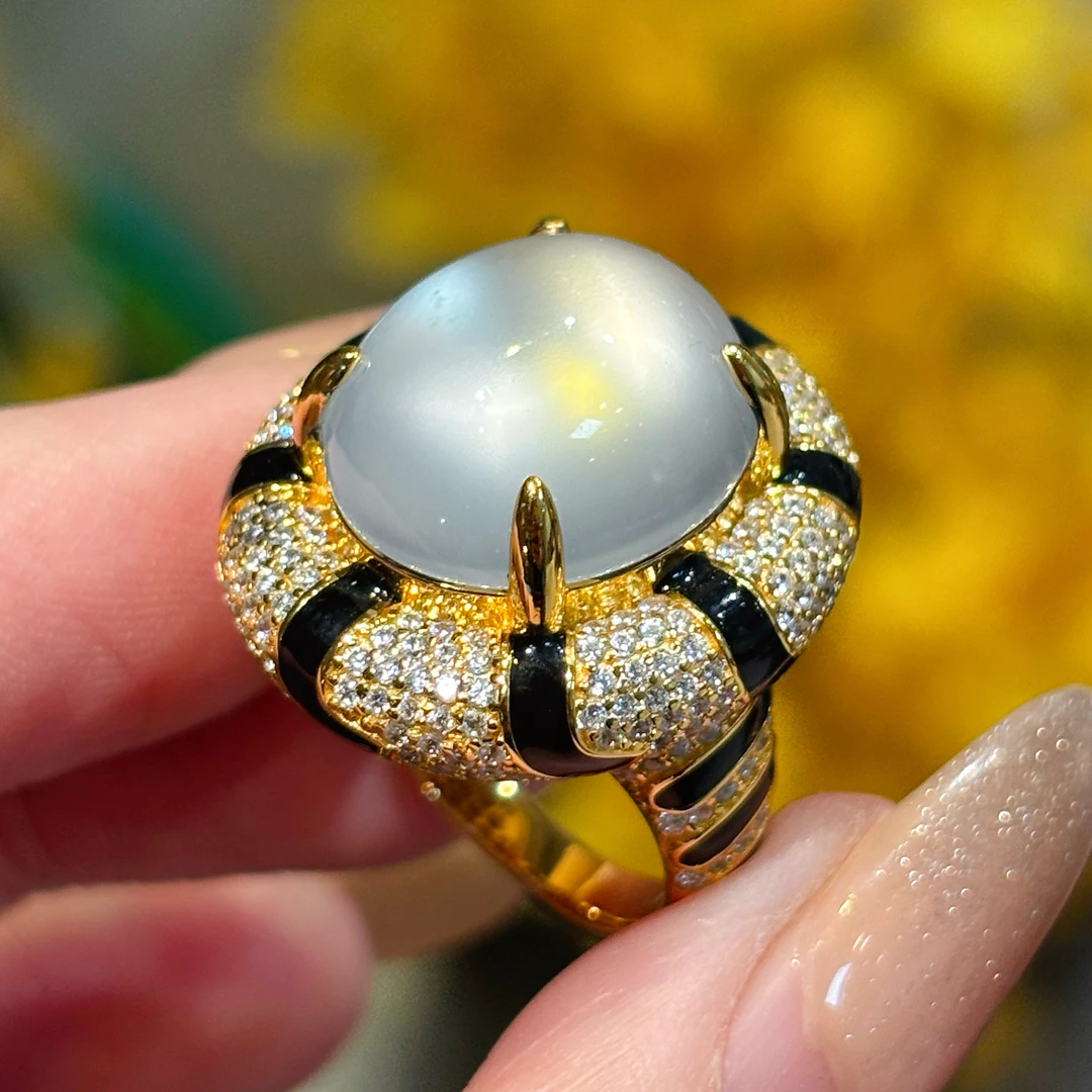 VS珠宝天然石英质玉水沫金蛇献瑞蛇来运转鸽子蛋戒指国风百搭