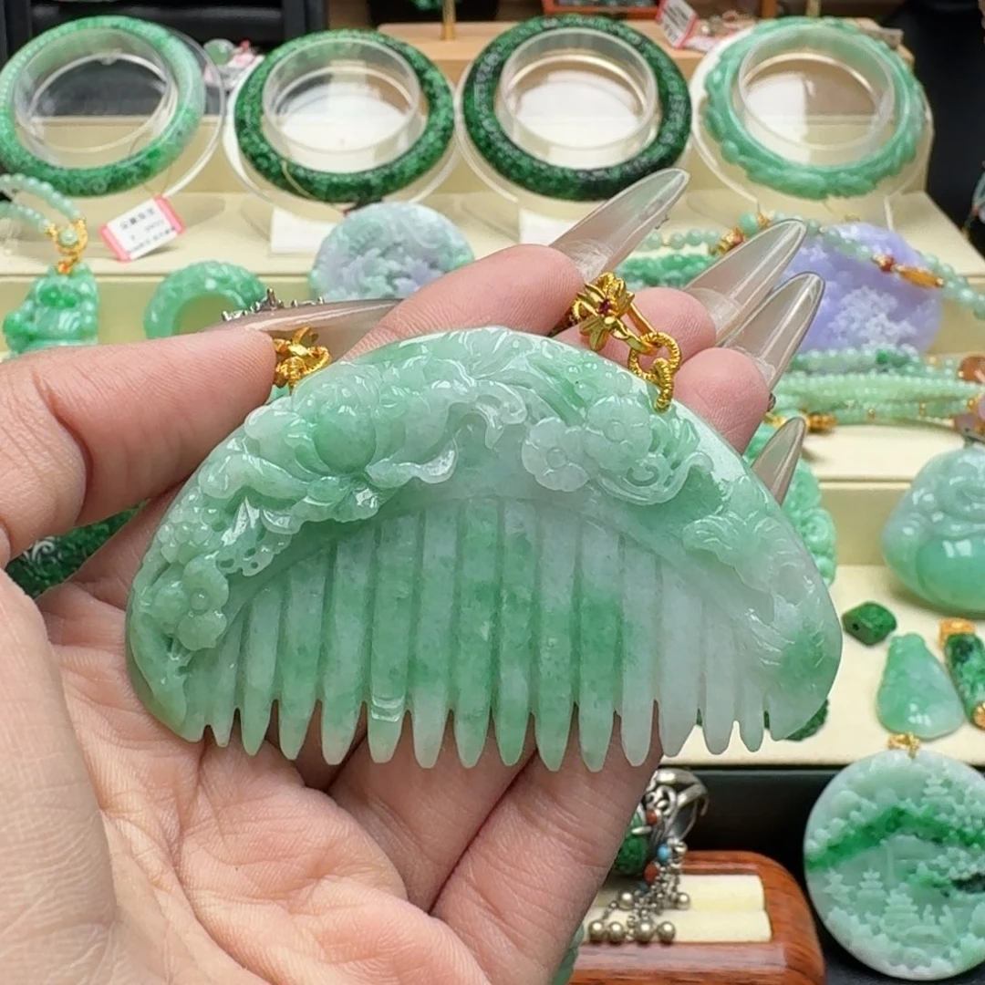 翡翠未镶嵌颈饰翡翠吊坠