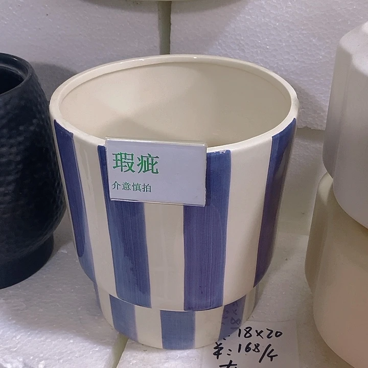 摆件多肉瑕疵盆有孔