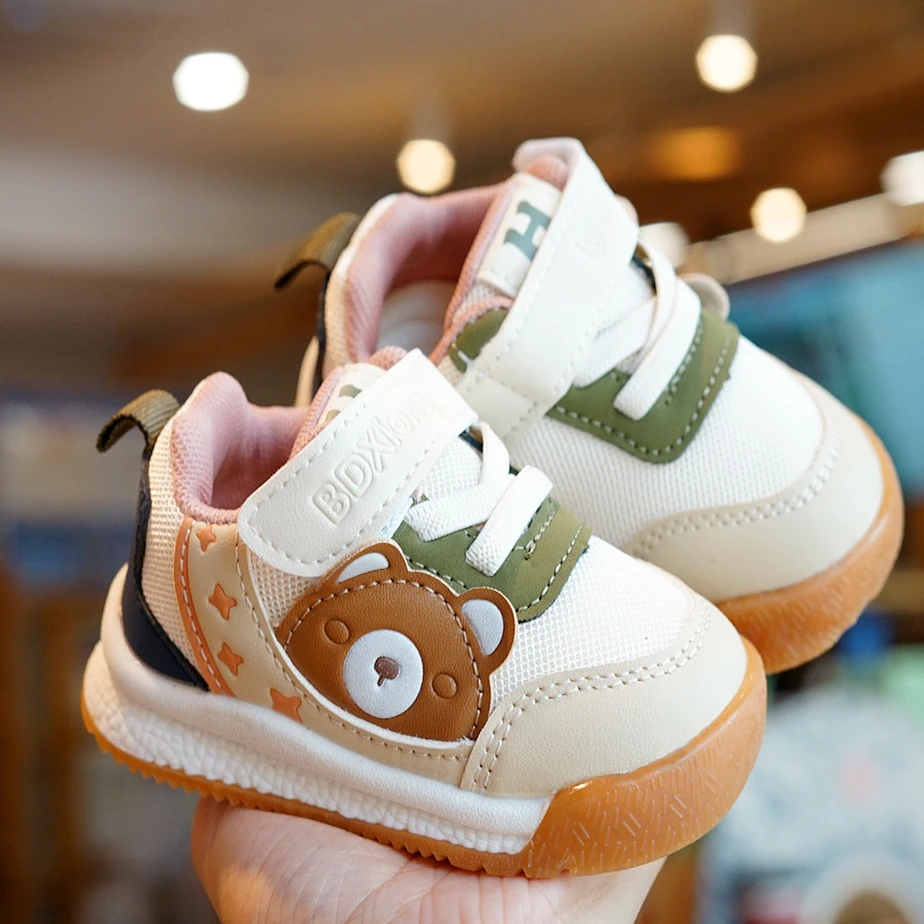 婴幼儿学步鞋春秋款初学宝宝鞋子1-2岁防掉鞋子软底防滑网面透气