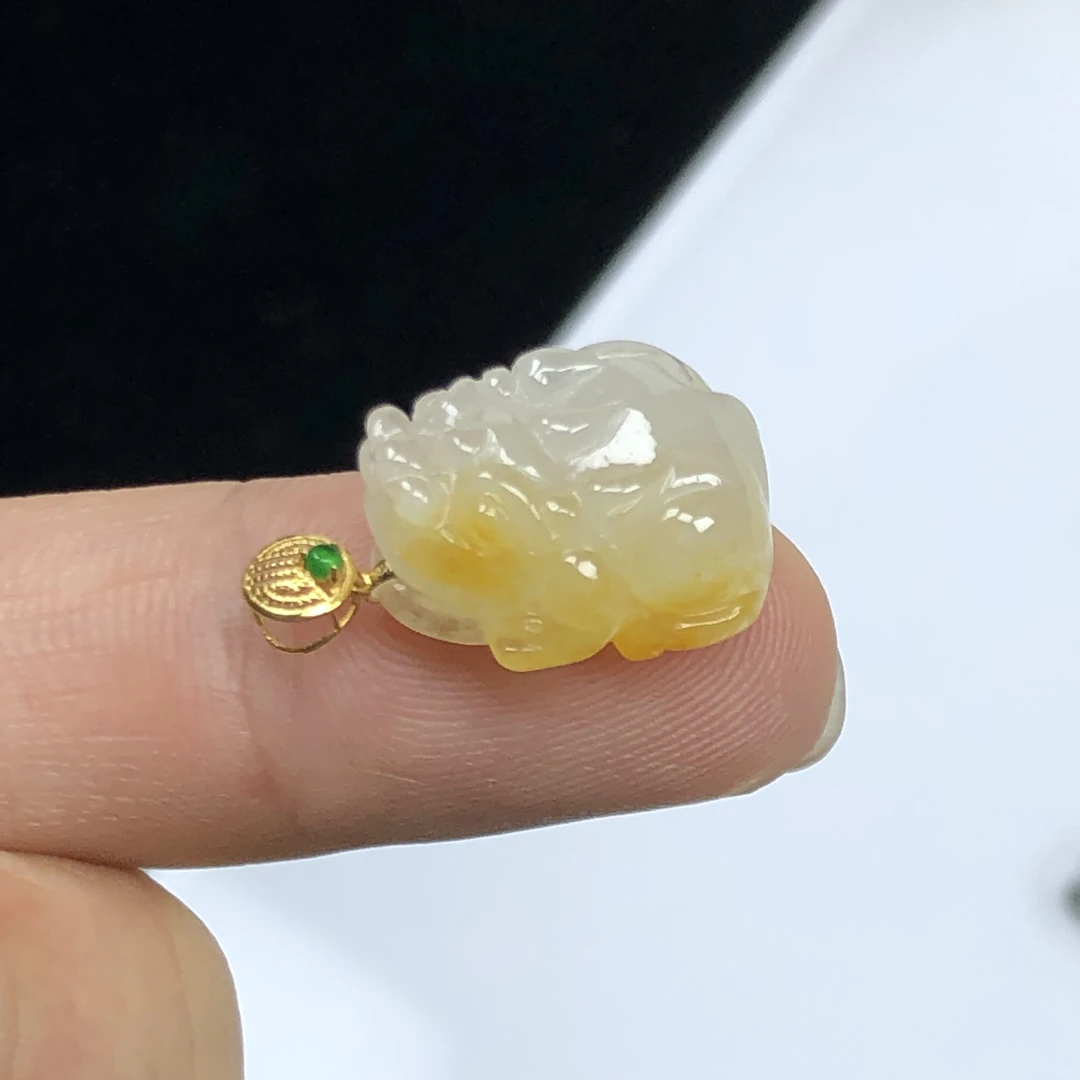 天然缅甸翡翠A货 18K金镶嵌冰润小貔貅精致可爱礼物 冰黄翡招米