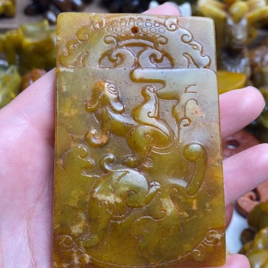 蛇纹石玉未镶嵌颈饰117