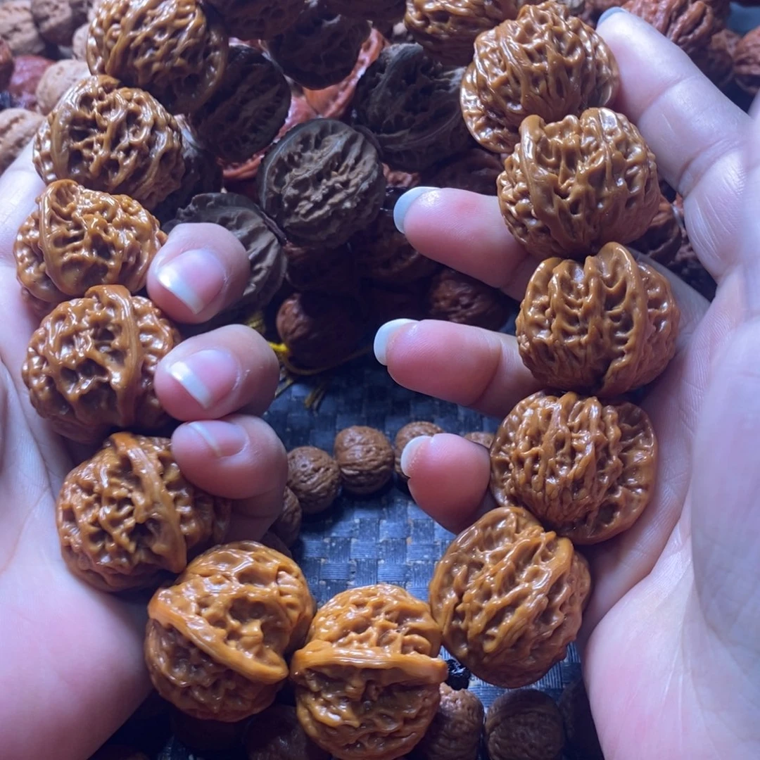 文玩核桃吊坠盘山