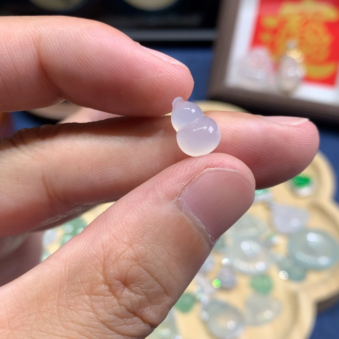 定制翡翠未镶嵌葫芦