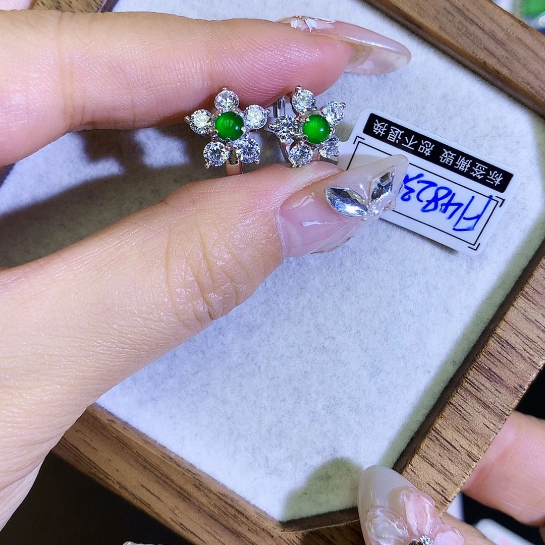 翡翠耳饰银S925镶嵌天然翡翠耳包