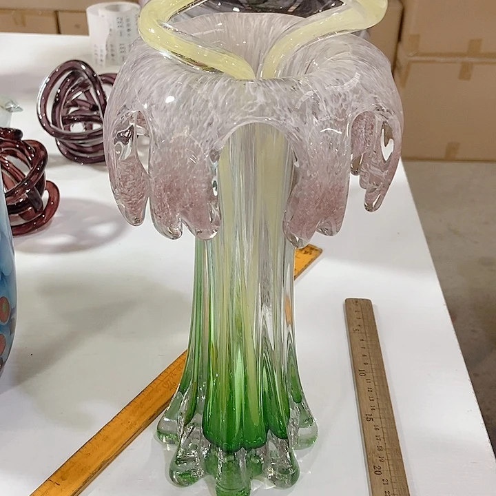 琉璃花瓶高度31厘米7厘米