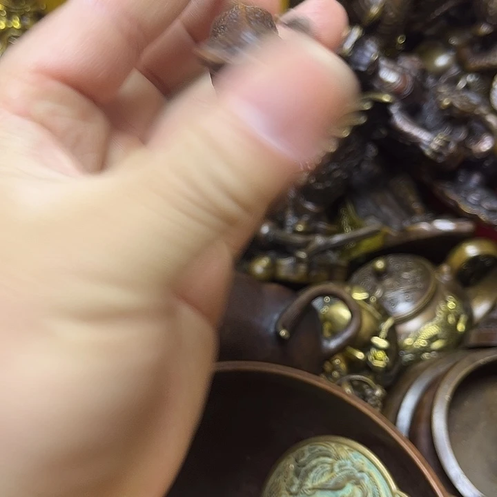 诚信经营精美铜器