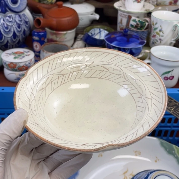 他家瓷器真美…开播了