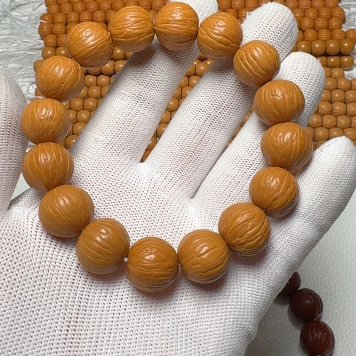 猴头核桃手串聚宝盆