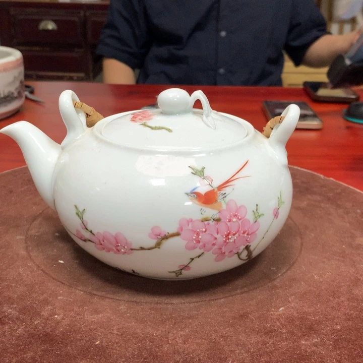 一*景德镇陶瓷手绘壶