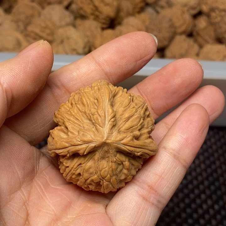 曼***制吊坠文玩核桃文玩核桃异形单只