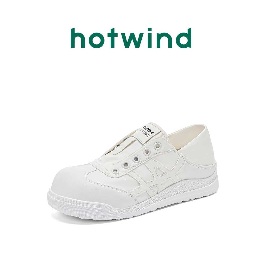 Hotwind/热风2025舒适耐磨防滑休闲鞋女欧若精灵风美式德训鞋女
