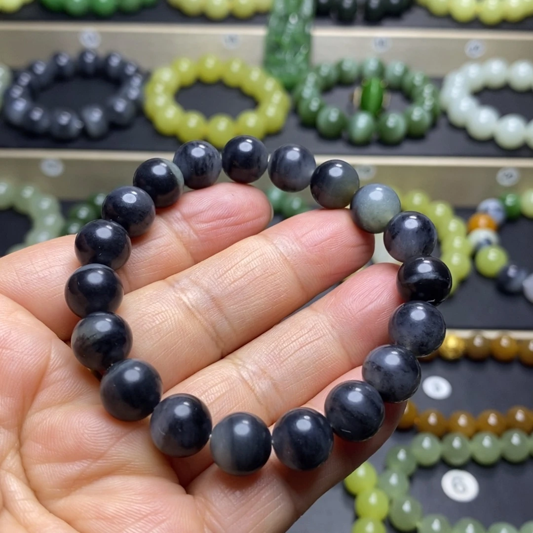 和田玉未镶嵌手串