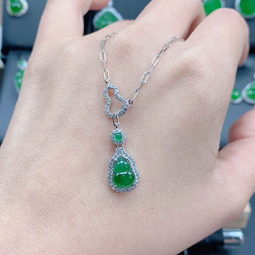 翡翠银S925镶嵌颈饰翡翠吊坠