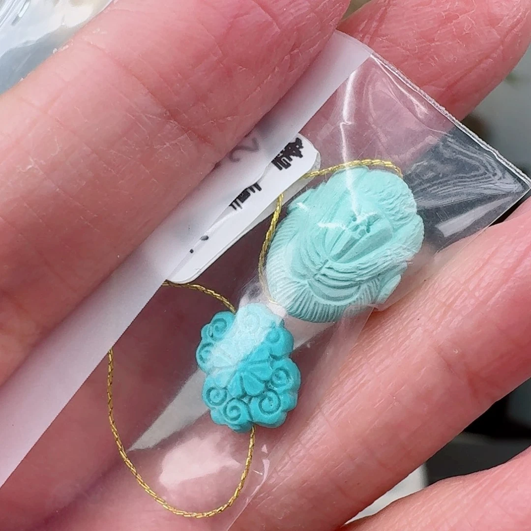 未镶嵌绿松石珠宝奇石