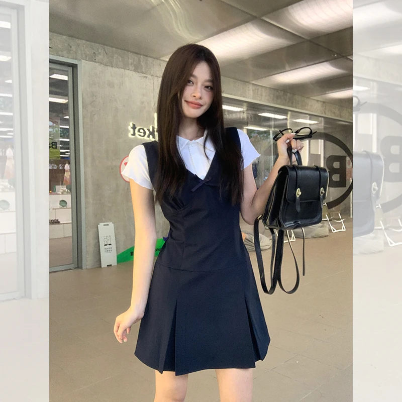 连衣裙女白色短袖T恤衬衫韩系早春穿搭套装内搭V领吊带背心裙