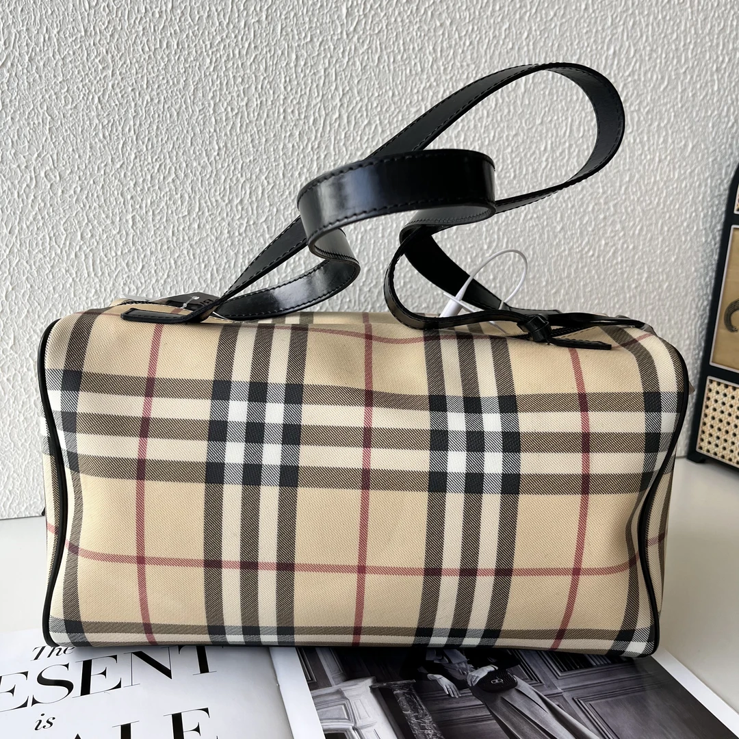 95新 BURBERRY/博柏利 XM/经典格纹手提波士顿单肩包/JJ01123206