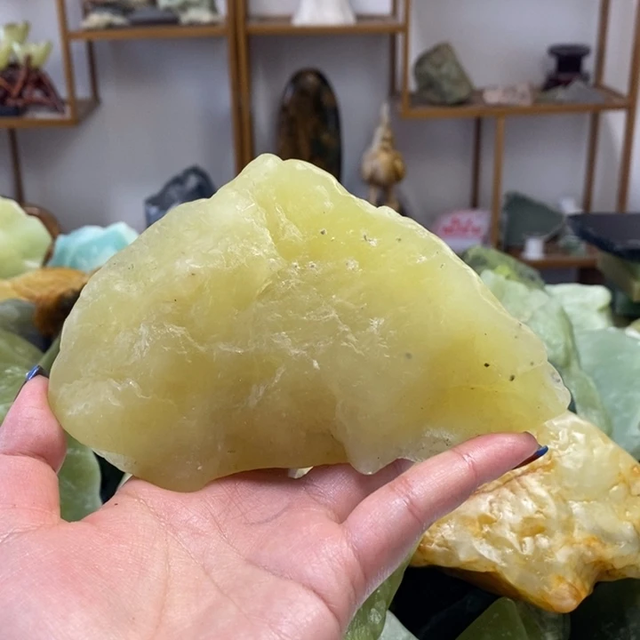 蛇纹石玉未镶嵌简易