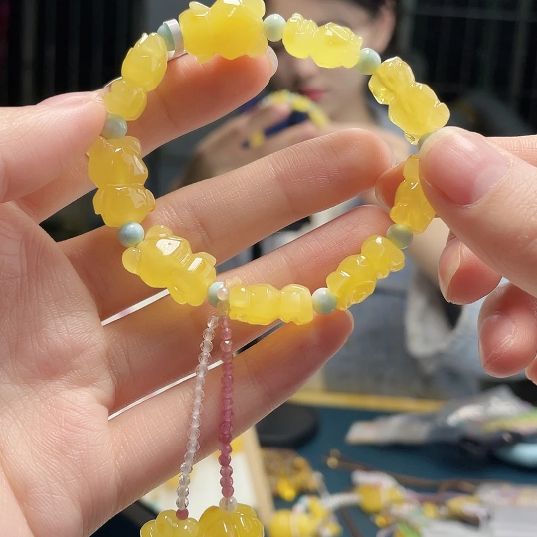 蜜蜡未镶嵌裸石手串