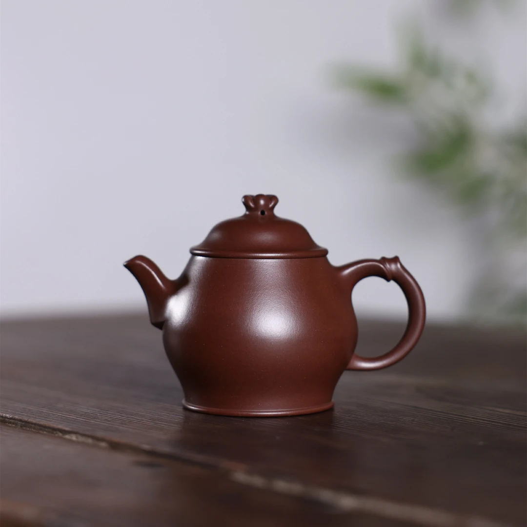 【简历】 原矿底槽清  手工制作 内推孔 宜兴紫砂壶