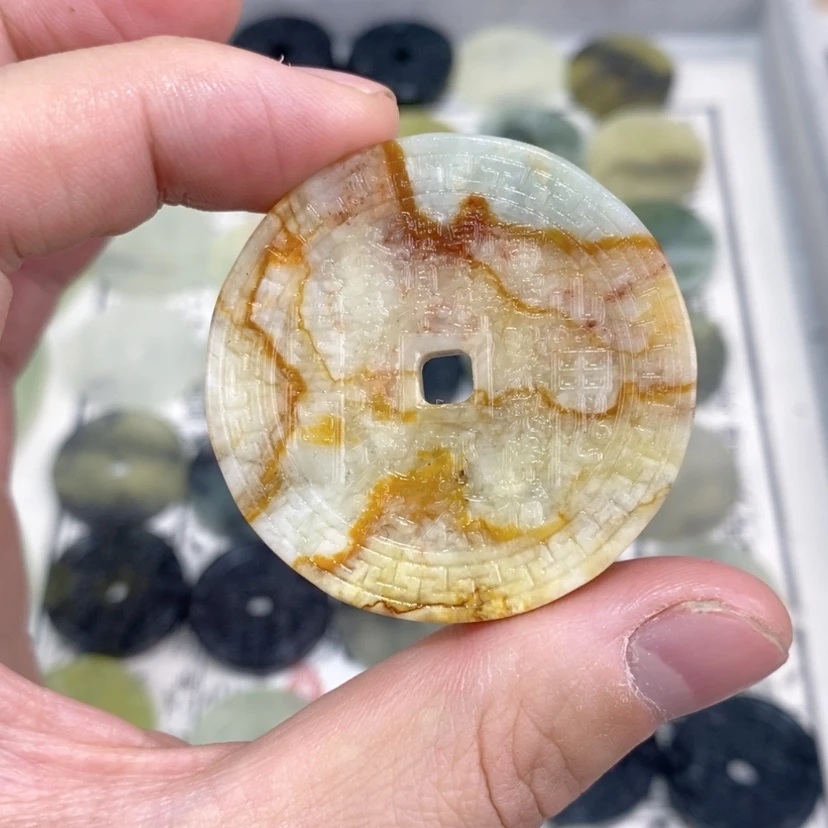 【闪购商品】岫玉未镶嵌颈饰岫玉山鬼花钱吊坠