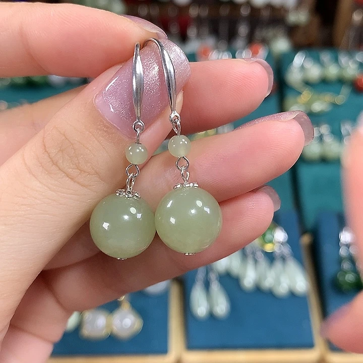 阿***宝和田玉银S925镶嵌耳饰天然卡12mm左右冰晴水