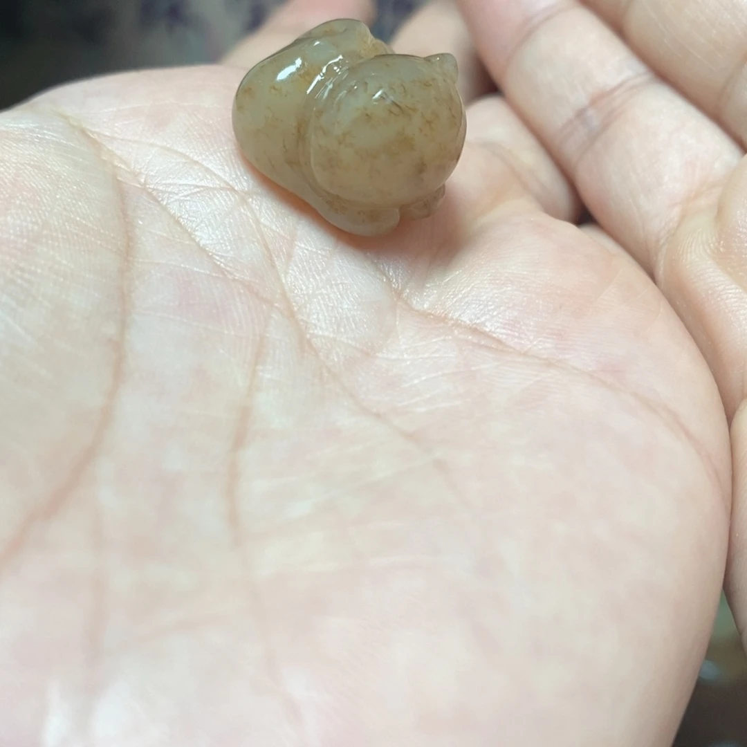 颈饰未镶嵌和田玉趴趴猫车挂