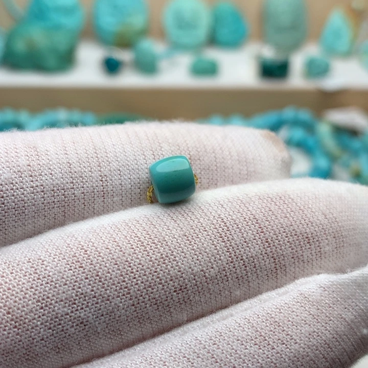 绿松石未镶嵌珠宝奇石6.8mm