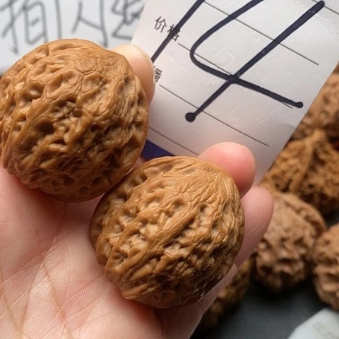 桃核吊坠36全品铁锤