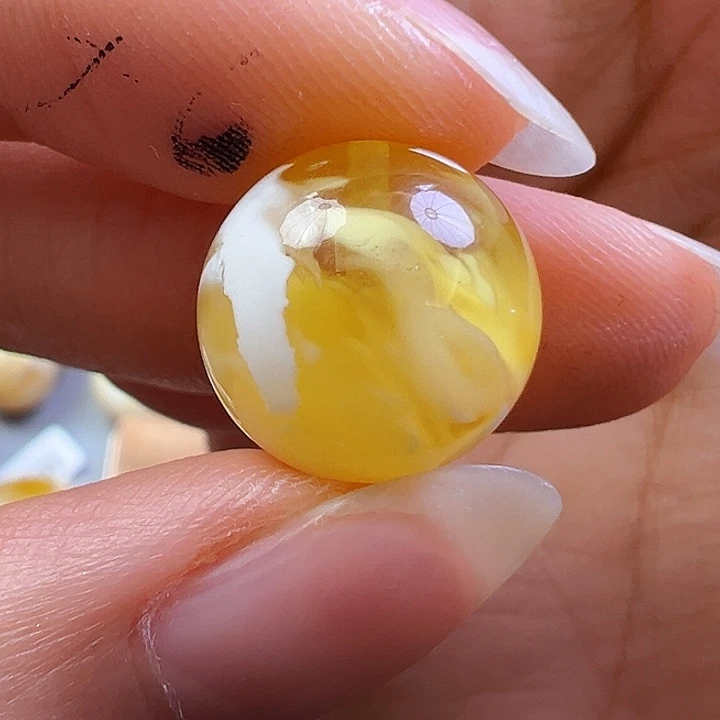 非***常未镶嵌蜜蜡珠宝奇石