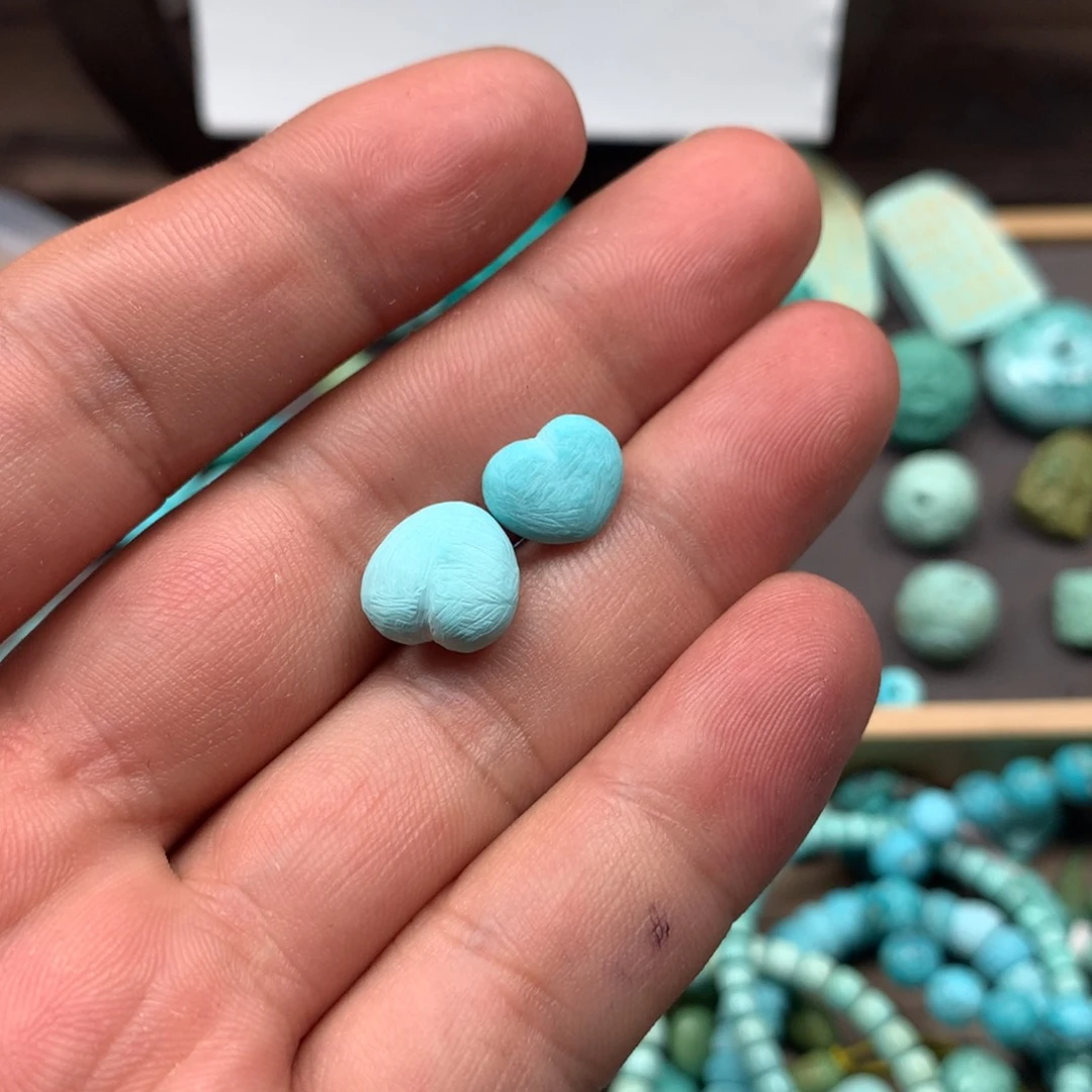 绿松石雕刻未镶嵌