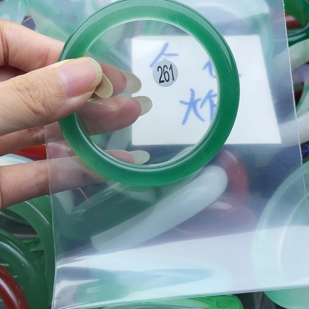 【闪购商品】石英质玉手镯未镶嵌56