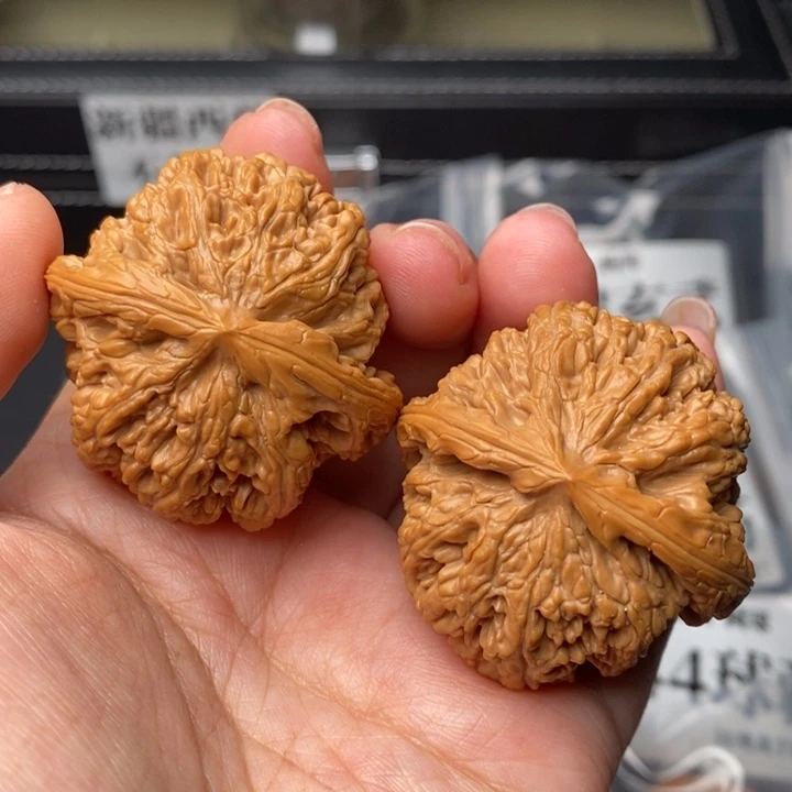 文玩核桃把件42球筋