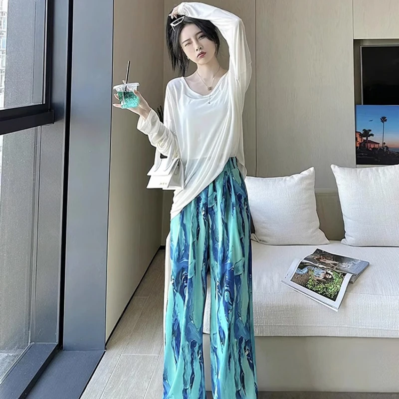 三亚旅游穿搭套装云南海岛明媚多巴胺拍照出片衣服海边度假连衣裙